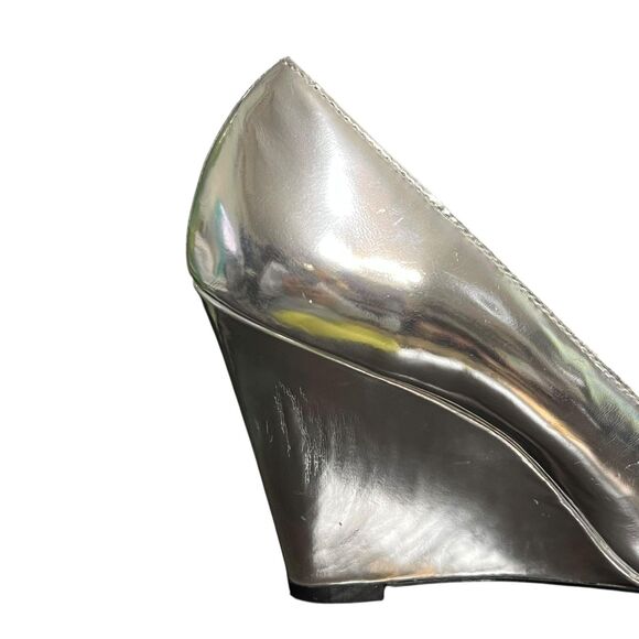 Michael Michael Kors Shoes Womens Size 9.5 Silver Metallic Wedge Heels Open Toe - Picture 11 of 12